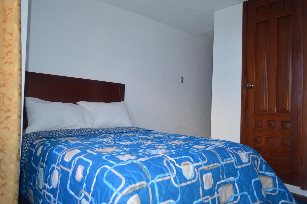 Hostal Alborada Riobamba Exterior photo
